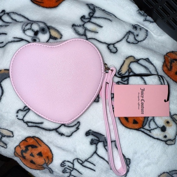 NWT Juicy Couture “Juicy Kingdom Pink and Cream Heart Ziparound - Picture 2 of 2